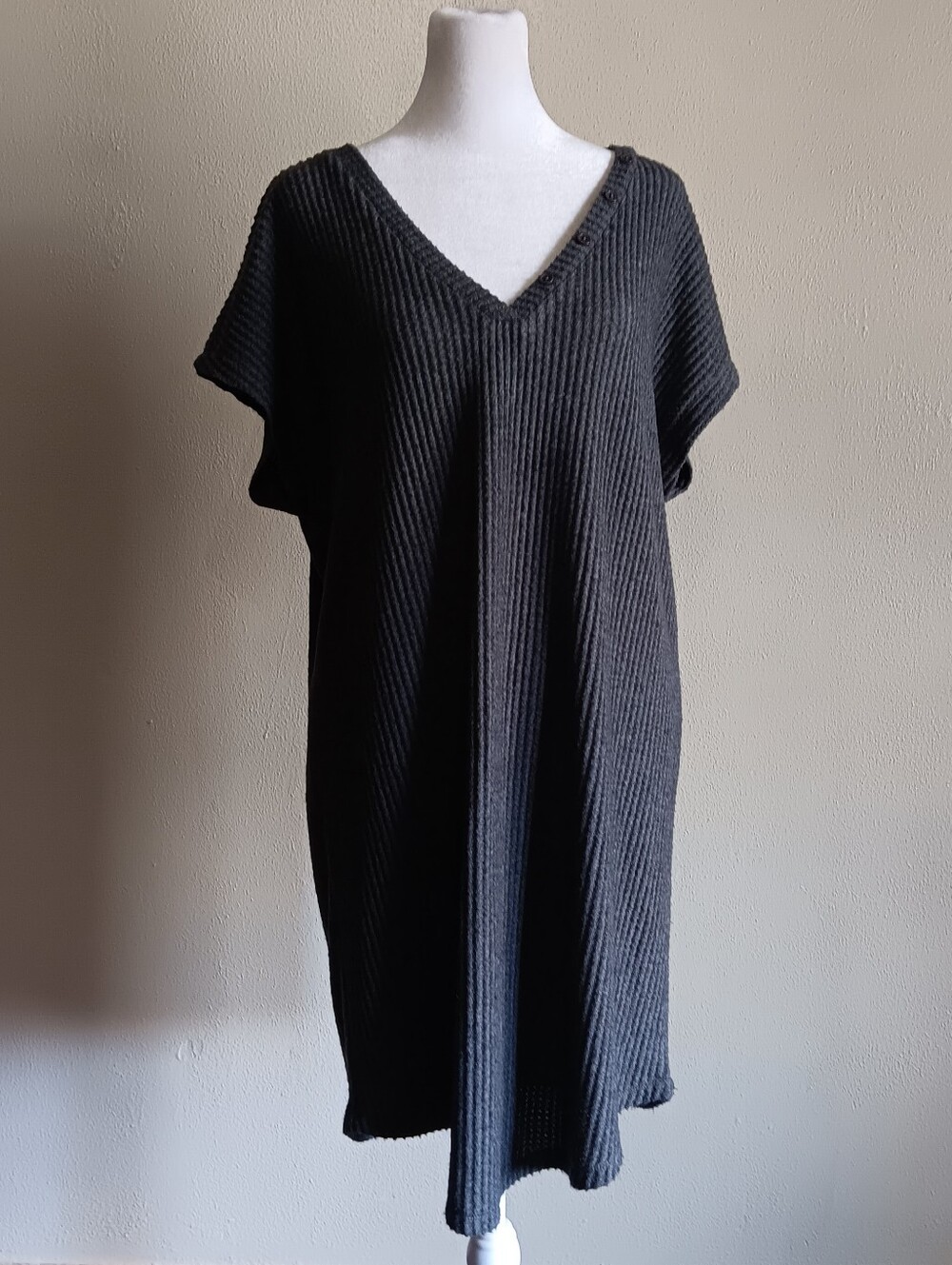 Gray Torrid 00 (Womens Sz 10) Slip On Sleep Gown, Long Soft Textured Night Shirt